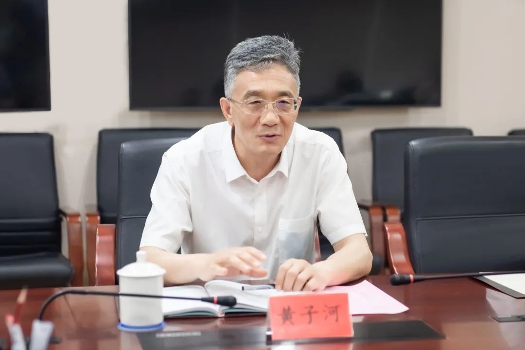 福建信管局一行到福建廣電網(wǎng)絡(luò)、中廣電移動福建分公司調(diào)研廣電5G建設(shè)工作