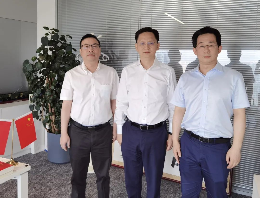 推進(jìn)網(wǎng)絡(luò)整合及廣電5G建設(shè)，福建廣電網(wǎng)絡(luò)相關(guān)領(lǐng)導(dǎo)赴中國廣電集團(tuán)匯報(bào)交流工作