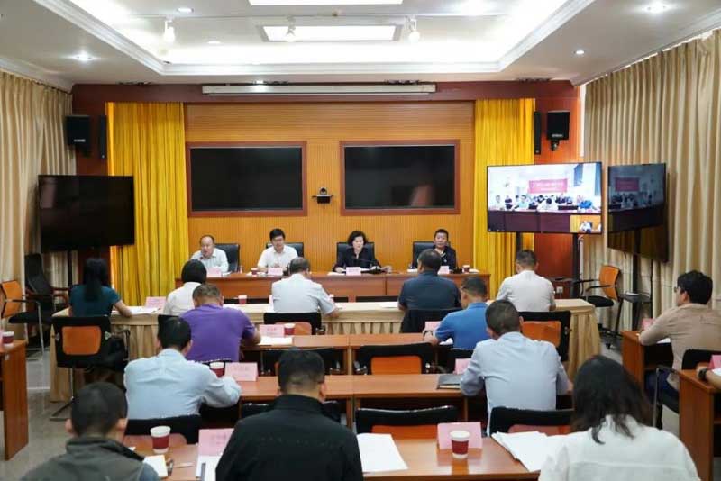 云南省廣電局與省應(yīng)急管理廳省氣象局聯(lián)合召開應(yīng)急廣播服務(wù)防汛救災(zāi)工作推進會議